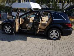 7-Sitzer Mercedes Benz R-Klasse 300 V6 Voll ausgesttatet